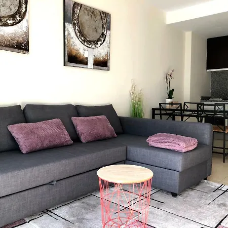 Con Terraza En La Magalona 伊科德·德·洛斯·维诺斯